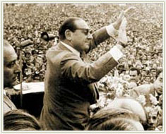 Adnan Menderes, mitingde.