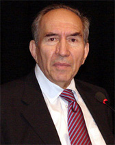 Altan Öymen