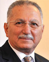 Ekmeleddin İhsanoğlu