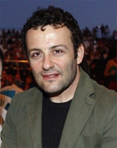 Erdil Yaşaroğlu