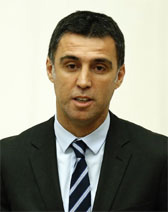 Hakan Şükür