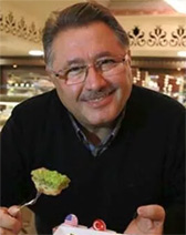 Nadir Güllü