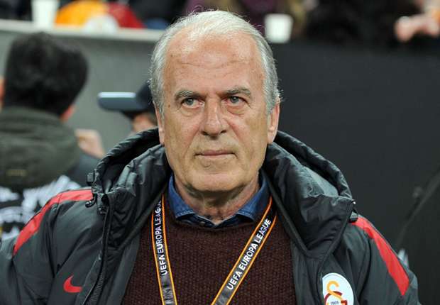 Galatasaray teknik direktörü Mustafa Denizli görevinden istifa etti.