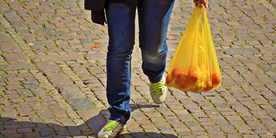 Yeni Yılda 1 Ocak 2019 itibarıyla 25 kuruşa satılacak olan Poşetler; Manav, Şarküteri ve Ekmek Reyonunda Ücretsiz Olacak.